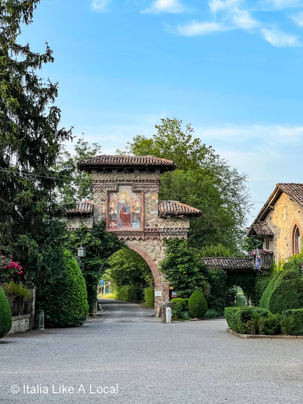 10 Best things to do in Grazzano Visconti Italy | Italia Like A Local